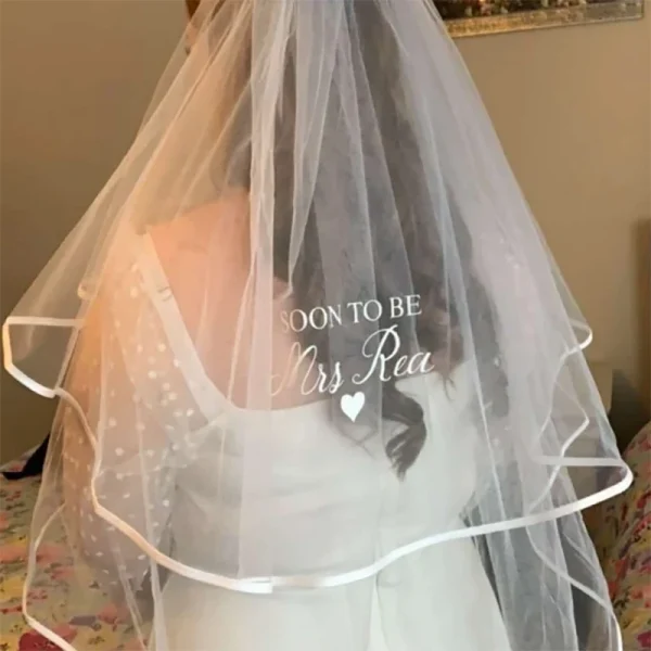 Personalised Soon to be Mrs (Your Name white short Veil Bachelorette Hen Party bridal shower Wedding decoration Bride to Be gift 3