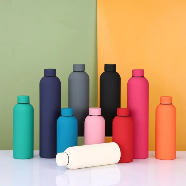 750ml Insulated Bottle Solid Color Stainless Steel Jug with Lid Large Capacity Ice Coffee Cup Portable for Driving Travel Home 2